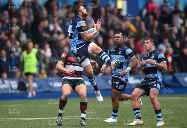 110818 - Cardiff Blues v Leicester Tigers - Preseason Friendly - Aled Summerhill of Cardiff Blues takes high ball