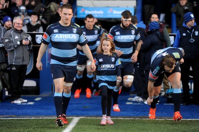 100115 - Cardiff Blues v Leinster - Guinness PRO12 -Gethin Jenkins of Cardiff Blues leads out his side for 150th appearance