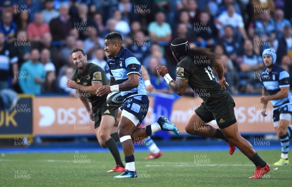 310818 - Cardiff Blues v Leinster - Guinness PRO14 - Rey Lee-Lo of Cardiff Blues gets clear to score try
