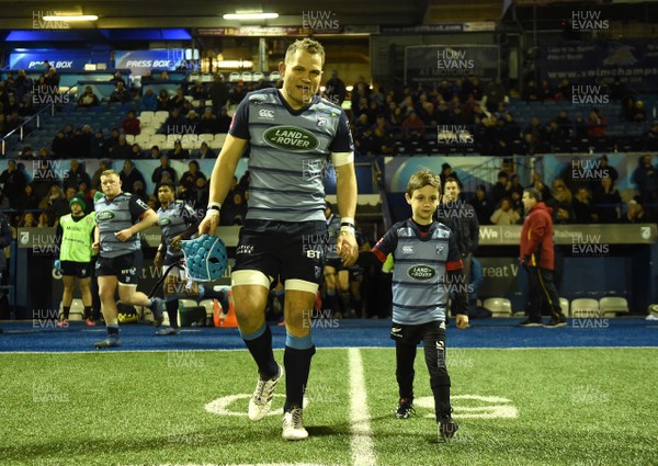020218 - Cardiff Blues v London Irish - Anglo-Welsh Cup - Olly Robinson of Cardiff Blues leads out his side