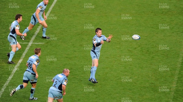 15.11.09 - Cardiff Blues v London Irish - LV= Cup - Ceri Sweeney of Cardiff Blues. 