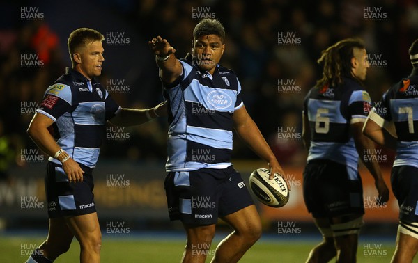 210918 - Cardiff Blues v Munster - Guinness PRO14 - Nick Williams of Cardiff Blues celebrates scoring a try