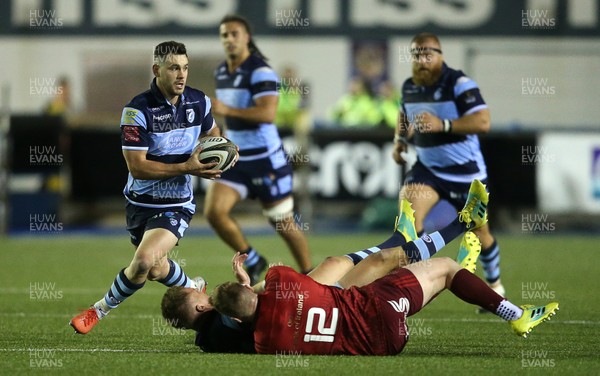 210918 - Cardiff Blues v Munster - Guinness PRO14 - Tomos Williams of Cardiff Blues makes a break