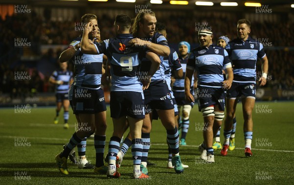 210918 - Cardiff Blues v Munster - Guinness PRO14 - Tomos Williams of Cardiff Blues celebrates scoring a try with Kristian Dacey