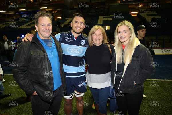 210918 - Cardiff Blues v Munster - Guinness PRO14 - Ellis Jenkins of Cardiff Blues with family