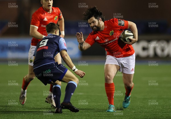 260221 - Cardiff Blues v Munster - Guinness PRO14 - Kevin O�Byrne of Munster is tackled by Jamie Hill of Cardiff Blues