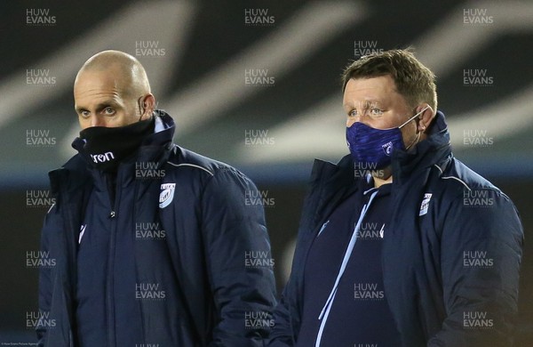 260221 - Cardiff Blues v Munster, Guinness PRO14 - Cardiff Blues Director of Rugby Dai Young, right, with assistant coach Richard Hodges ahead of the Guinness PRO14 match between Cardiff Blues and Munster