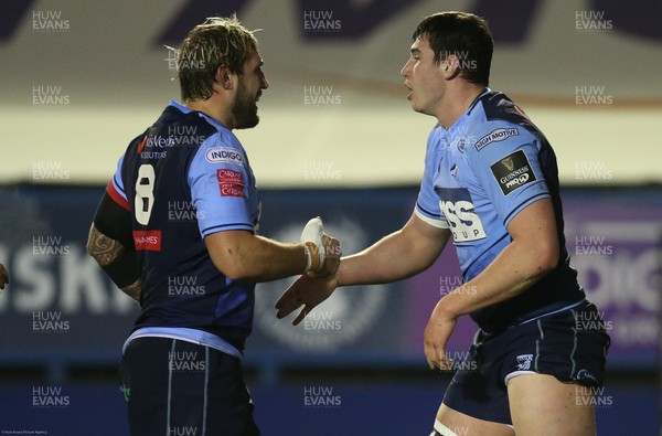 260221 - Cardiff Blues v Munster, Guinness PRO14 - Seb Davies of Cardiff Blues is congratulated by Josh Turnbull of Cardiff Blues after scoring try