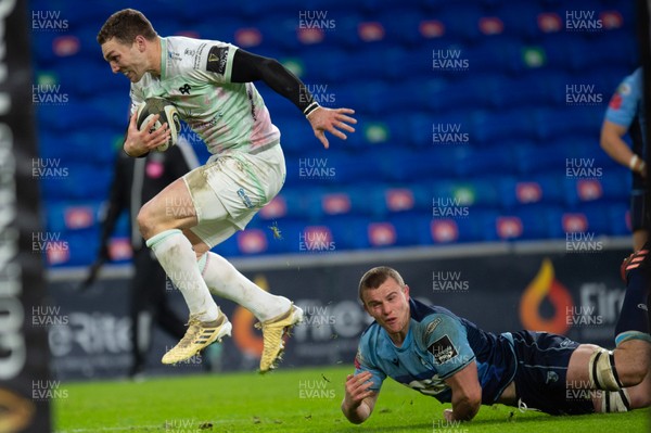010121 - Cardiff Blues v Ospreys - Guinness PRO14 - George North of Ospreys is tackled by Shane Lewis-Hughes of Cardiff Blues
