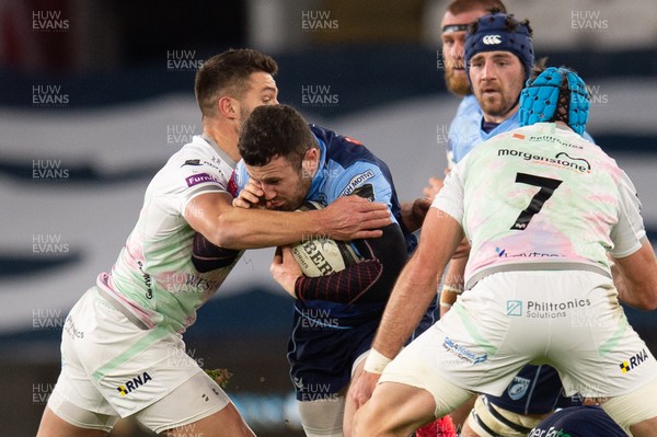 010121 - Cardiff Blues v Ospreys - Guinness PRO14 - Aled Summerhill of Cardiff Blues is tackled by Rhys Webb of Ospreys