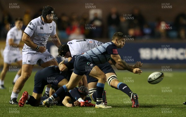 171117 - Cardiff Blues v Ospreys - Anglo Welsh Cup - Lewis Jones of Cardiff Blues passes the ball