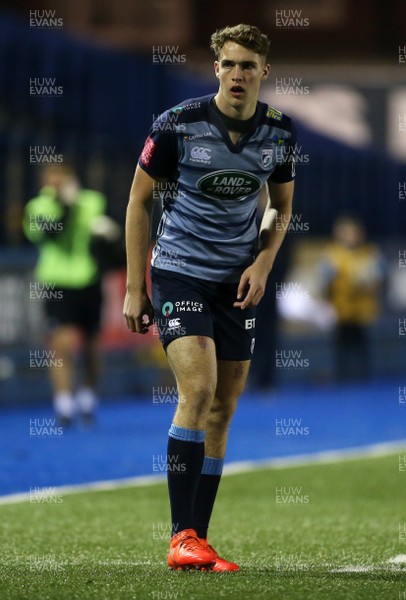 171117 - Cardiff Blues v Ospreys - Anglo Welsh Cup - Max Llewellyn of Cardiff Blues
