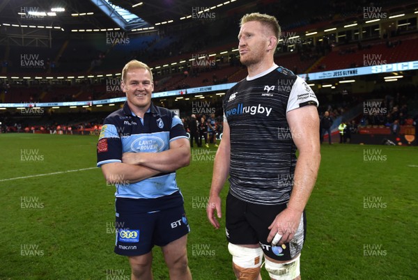 270419 - Cardiff Blues v Ospreys - Guinness PRO14 - Judgement Day - Rhys Gill of Cardiff Blues and Bradley Davies of Ospreys at the end of the game