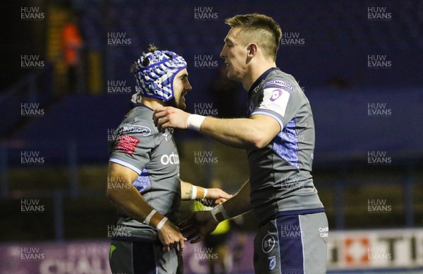 071219 - Cardiff Blues v Pau, European Challenge Cup - Matthew Morgan of Cardiff Blues, left, celebrates with Josh Adams of Cardiff Blues after scoring try