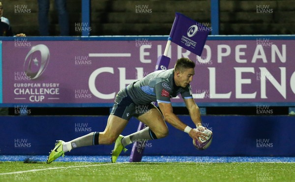 071219 - Cardiff Blues v Pau, European Challenge Cup - Josh Adams of Cardiff Blues dives in to score his third try