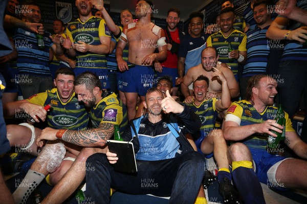 210418 - Cardiff Blues v Pau - European Rugby Challenge Cup Semi Final - Danny Wilson celebrates with the players in the changing rooms