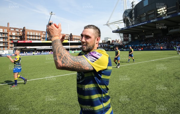 210418 - Cardiff Blues v Pau, European Challenge Cup Semi-Final - Josh Turnbull of Cardiff Blues celebrates at the end of the match