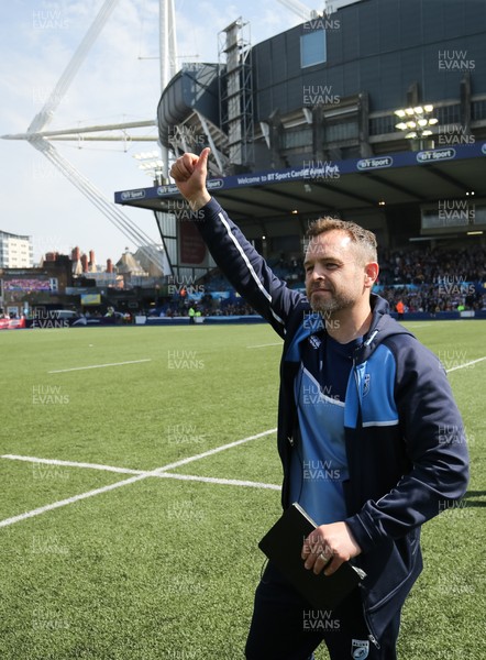 210418 - Cardiff Blues v Pau, European Challenge Cup Semi-Final - Cardiff Blues coach Danny Wilson celebrates at the end of the match