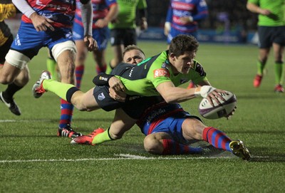 160115 - Cardiff Blues v Rovigo - European Rugby Challenge Cup - Lloyd Williams of Cardiff Blues scores their first try