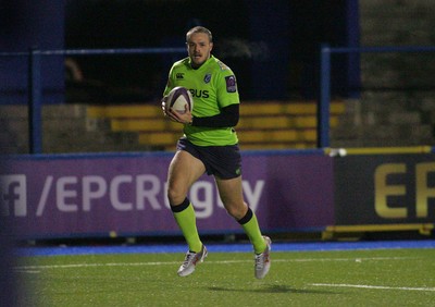 160115 - Cardiff Blues v FEMI-CZ Rugby Rovigo - European Rugby Challenge Cup -Cory Allen of The Blues runs in to score a try