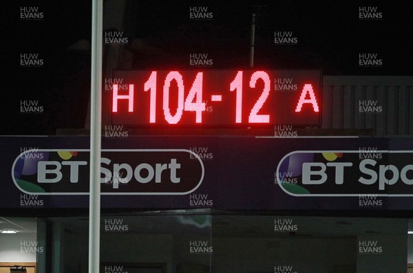 160115 - Cardiff Blues v Rovigo - European Rugby Challenge Cup - The scoreboard showing the final score 104-12