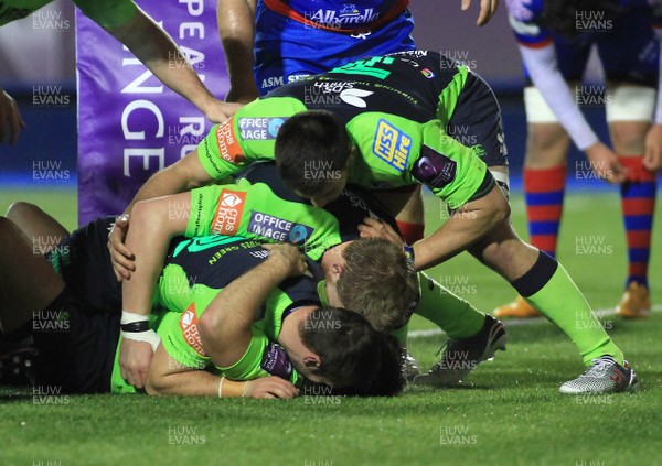 160115 - Cardiff Blues v FEMI-CZ Rugby Rovigo - European Rugby Challenge Cup -Lewis Jones of The Blues is congratulated by team mates as they reach 100 points