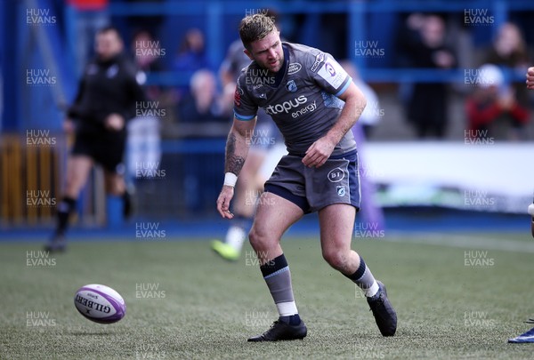 180120 - Cardiff Blues v Rugby Calvisano - European Rugby Challenge Cup - Lewis Jones of Cardiff Blues after scoring a try