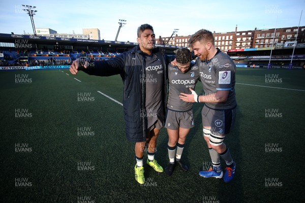180120 - Cardiff Blues v Rugby Calvisano - European Rugby Challenge Cup - Nick Williams with Lewis Jones and Macauley Cook of Cardiff Blues at full time