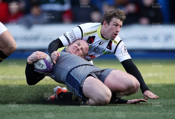180120 - Cardiff Blues v Rugby Calvisano - European Rugby Challenge Cup - Dan Fish of Cardiff Blues is tackled by Kayle van Zyl of Calvisano who received a red card for the tackle