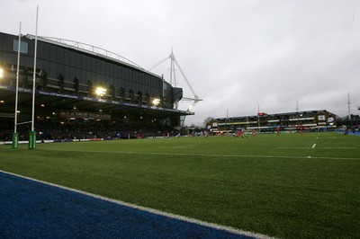 151218 - Cardiff Blues v Saracens - European Rugby Champions Cup - A full house watch Cardiff Blues host Saracens 