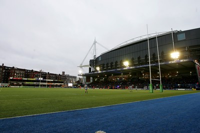 151218 - Cardiff Blues v Saracens - European Rugby Champions Cup - A full house watch Cardiff Blues host Saracens 