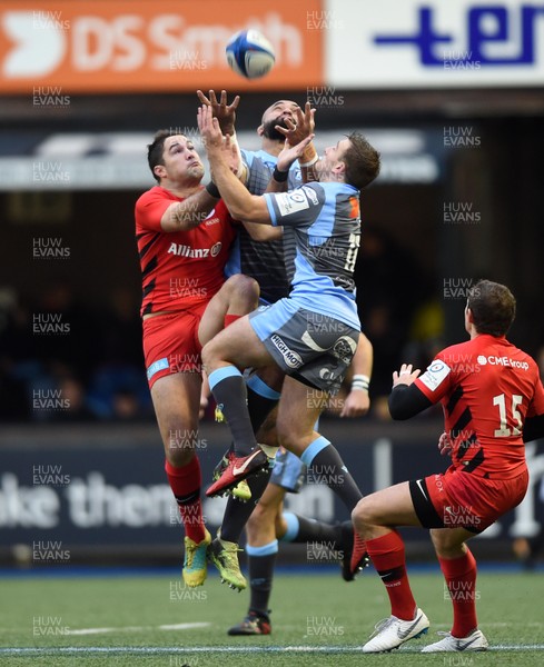 151218 - Cardiff Blues v Saracens - European Rugby Champions Cup - Sean Maitland of Saracens competes for high ball with Samu Manoa and Garyn Smith of Cardiff Blues