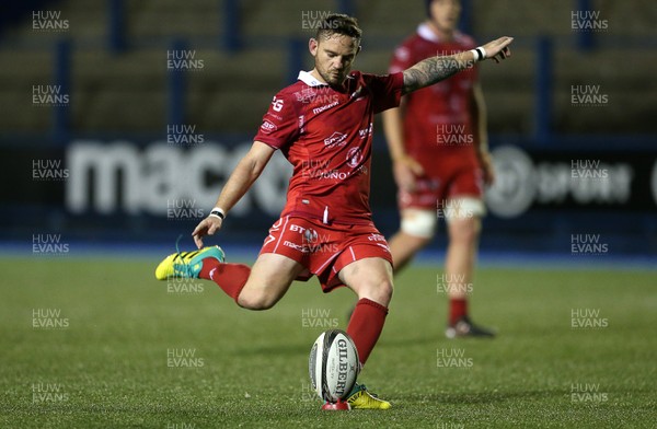 041019 - Cardiff Blues A v Scarlets A - Celtic Cup - Ryan Lamb of Scarlets