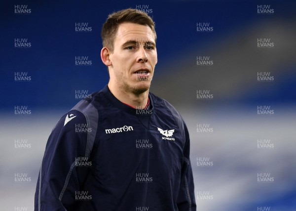 090121 - Cardiff Blues v Scarlets - Guinness PRO14 - Liam Williams of Scarlets