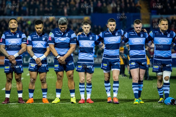 220319 - Cardiff Blues v Scarlets, Guinness PRO14 - Cardiff Blues players observe a minutes silence ahead of the game