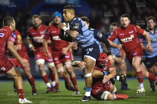 311217 - Cardiff Blues v Scarlets - Guinness PRO14 - Rey Lee-Lo of Cardiff Blues is tackled by Josh Macleod of Scarlets