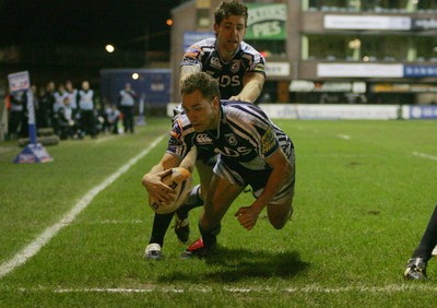 170212 Cardiff Blues v Ulster - RaboDirect PRO 12 -Blues' Dan Parks dives over to score