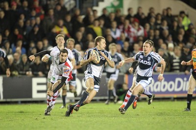 170212 Cardiff Blues v UlsterBlues Dan Parks on the charge