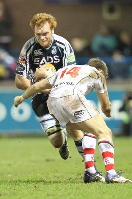 170212 Cardiff Blues v UlsterBlues Paul Tito takes on Craig Gilroy