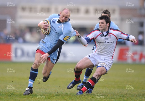 19.04.08 - Cardiff Blues v Ulster - Magners League - Cardiff's Gareth Thomas is tackled by Ulster's Rob Dewey 