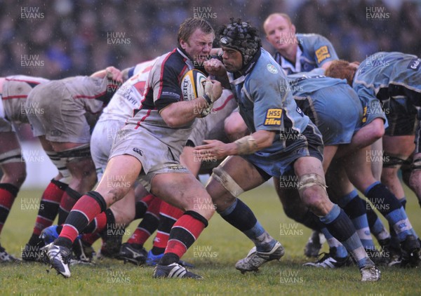 19.04.08 - Cardiff Blues v Ulster - Magners League - Ulster's Roger Wilson takes on Maama Molitika 