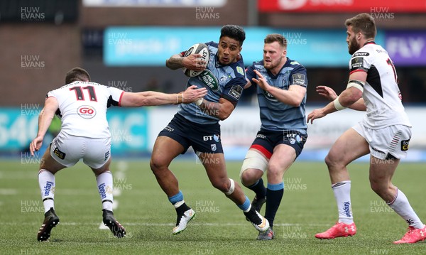 240318 - Cardiff Blues v Ulster  - Guinness PRO14 - Rey Lee-Lo of Cardiff Blues sidesteps Jacob Stockdale of Ulster