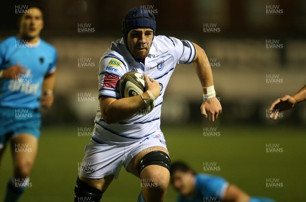 061118 - Cardiff Blues v Uruguay - SYFT International Challenge - Alun Lawrence of Cardiff Blues runs in to score a try