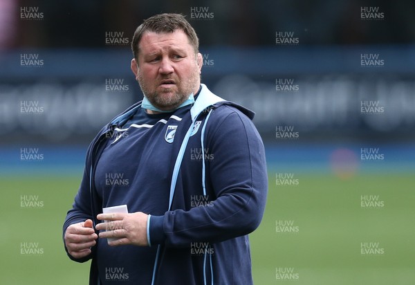 050621 - Cardiff Blues v Zebre, Guinness PRO14 Rainbow Cup - Cardiff Blues head coach Dai Young during warm up