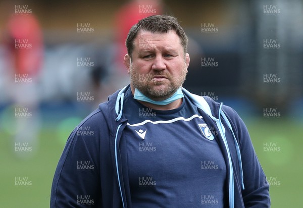 050621 - Cardiff Blues v Zebre, Guinness PRO14 Rainbow Cup - Cardiff Blues head coach Dai Young during warm up