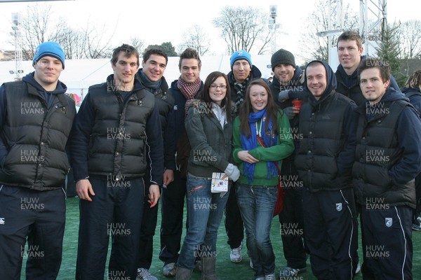 22.12.09 Cardiff Blues at The Winter Wonderland -  The Blues squad meet young fans  at The Winter Wonderland. 