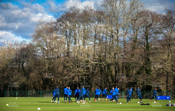 260118 - Cardiff City Press Conference and Training Session - Cardiff City players during a training session ahead of their FA Cup match against Manchester City on the 28th January