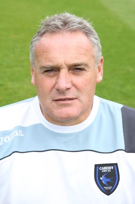 04.08.08 -  Cardiff City FC Squad 2008-09 season Cardiff City manager Dave Jones 