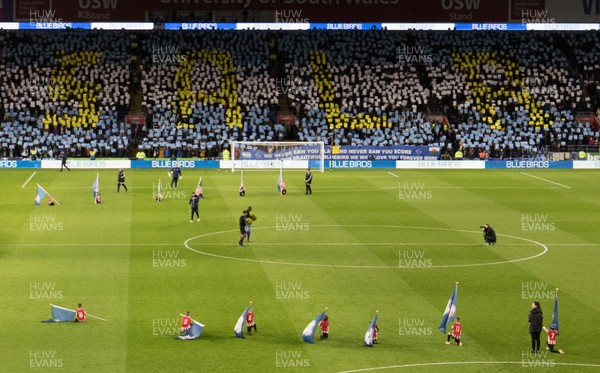 020219 - Cardiff City v AFC Bournemouth, Premier League - Fans pay tribute to Emiliano Sala at the Cardiff City Stadium as flowers are laid on the centre spot ahead of the match against Bournemouth