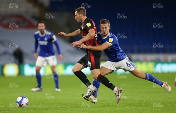 211020 - Cardiff City v AFC Bournemouth, Sky Bet Championship - Will Vaulks of Cardiff City and Dan Gosling of Bournemouth compete for the ball